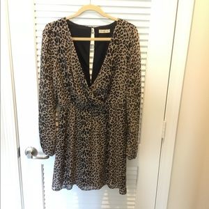 ARDEN B Leopard party dress! Size USA Lrg